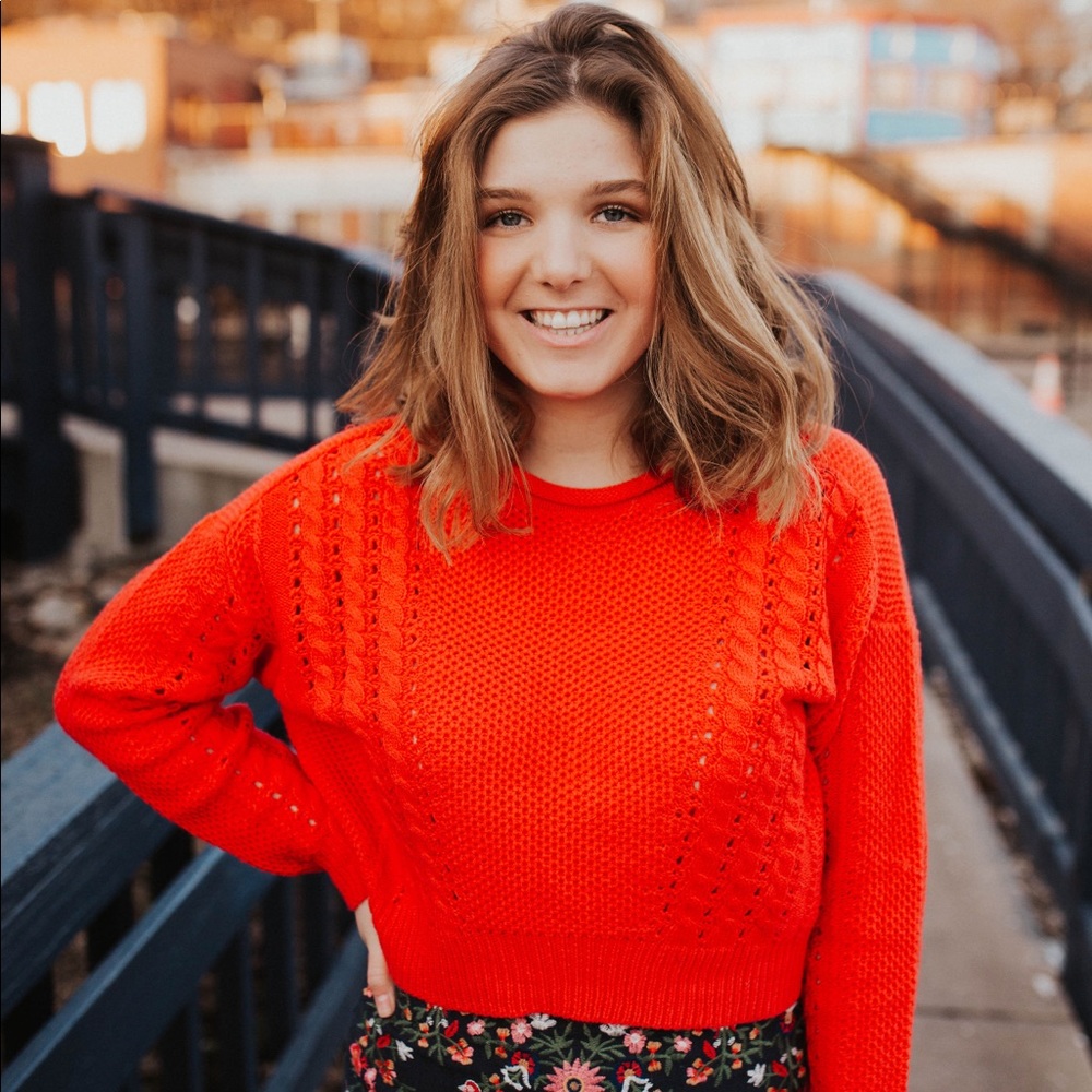 Meet your Posher, Amelia